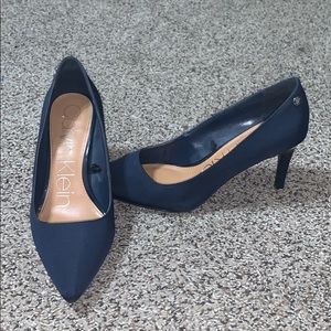 Navy blue heels